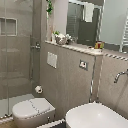 Aries Bed & Breakfast 4*